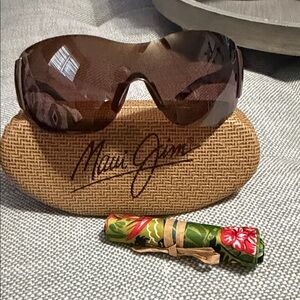Maui Jim Dark Brown Sunglasses kula